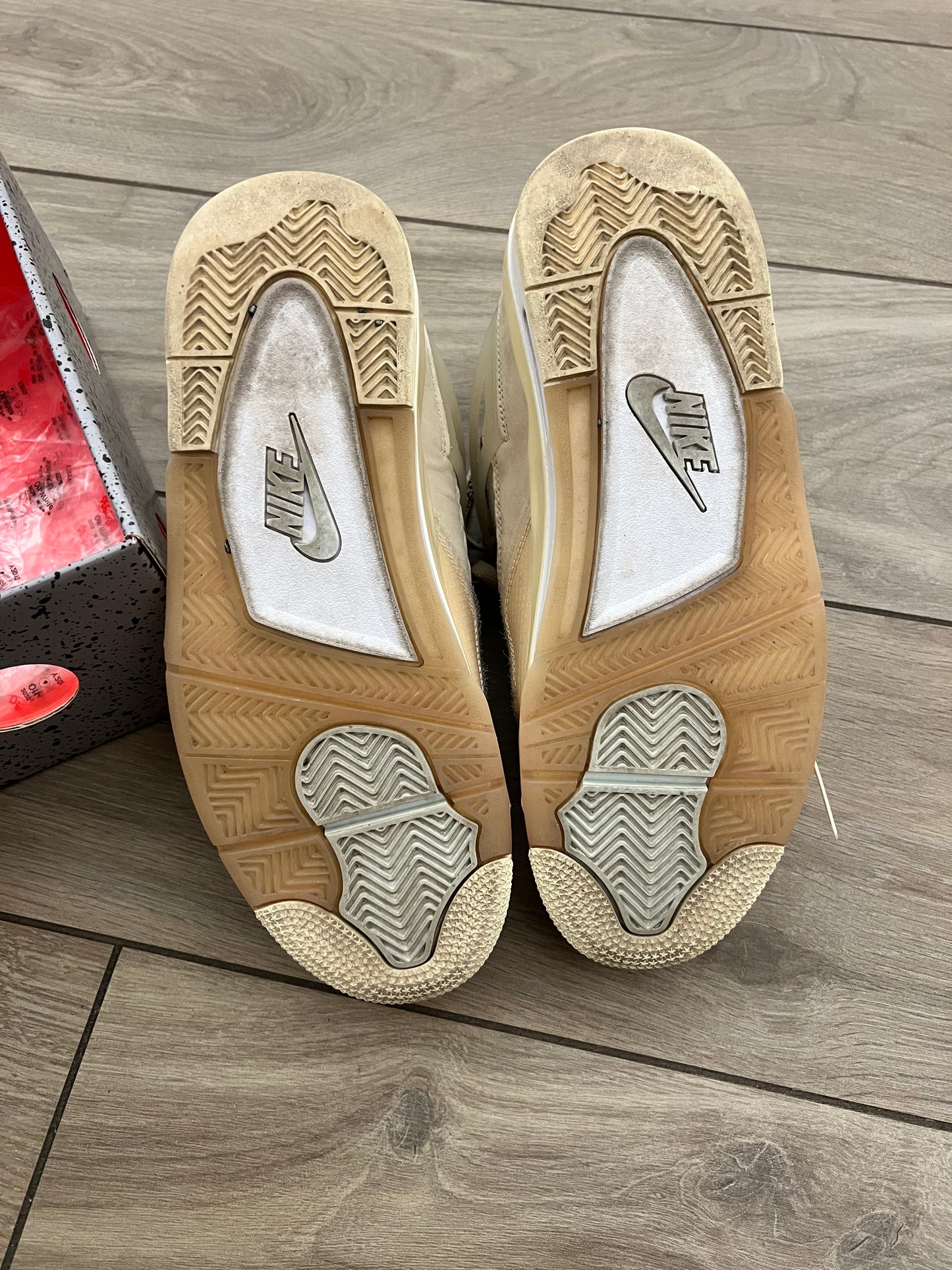 Jordan 4 Off White - taglia 42 used