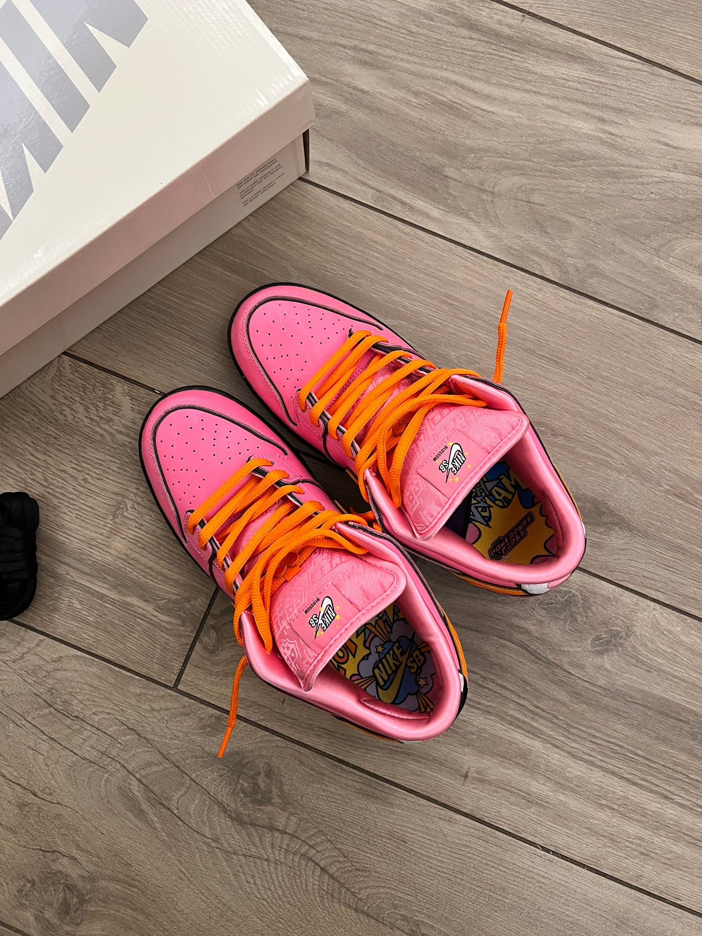 Dunk Low SB Powerpuff Blossom - taglia 44,5 used