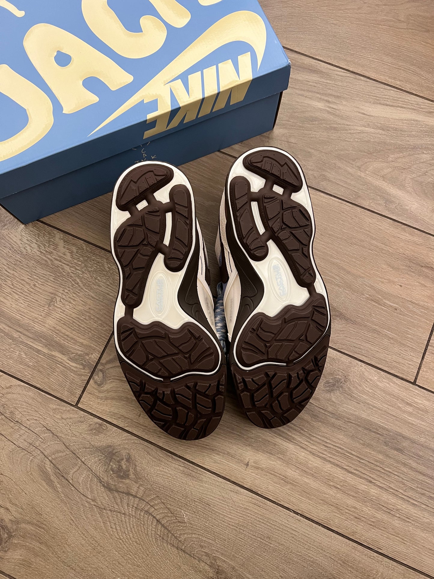 Travis Scott x Zoom Field Jaxx "Leche Blue" - brand new