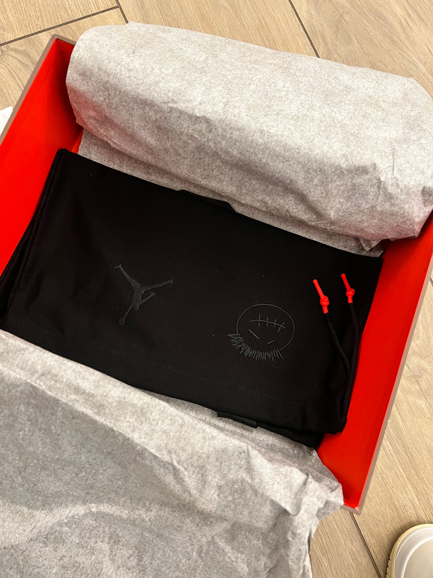 Travis Scott Jumpman Jack Red - brand new