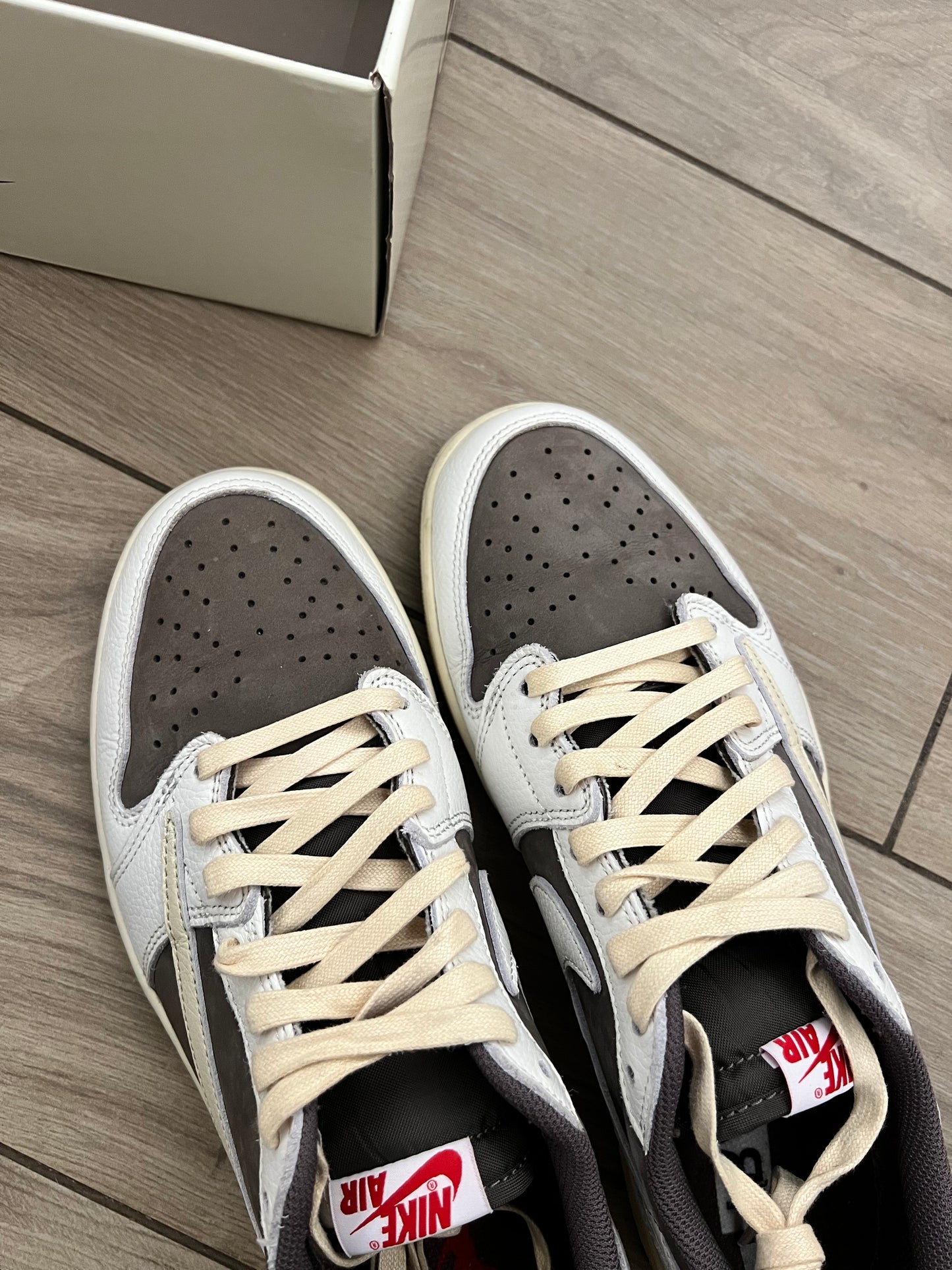 Jordan 1 Low Travis Scott Reverse Mocha - taglia 43 used