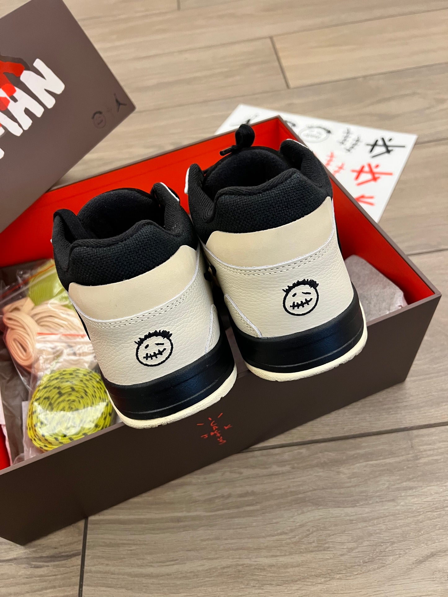 Travis Scott Jumpman Jack Bright Cactus - taglia 45 used