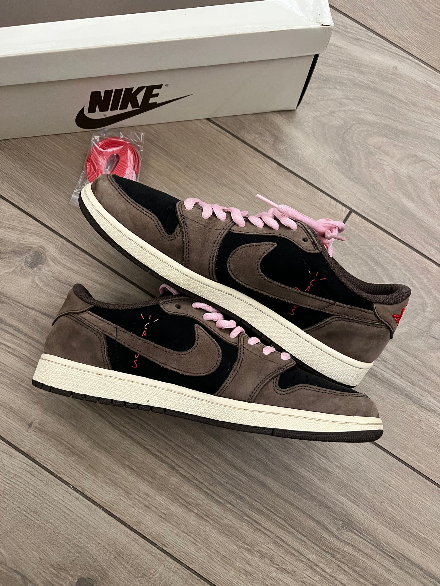 Jordan 1 Low Travis Scott Mocha - taglia 45 used