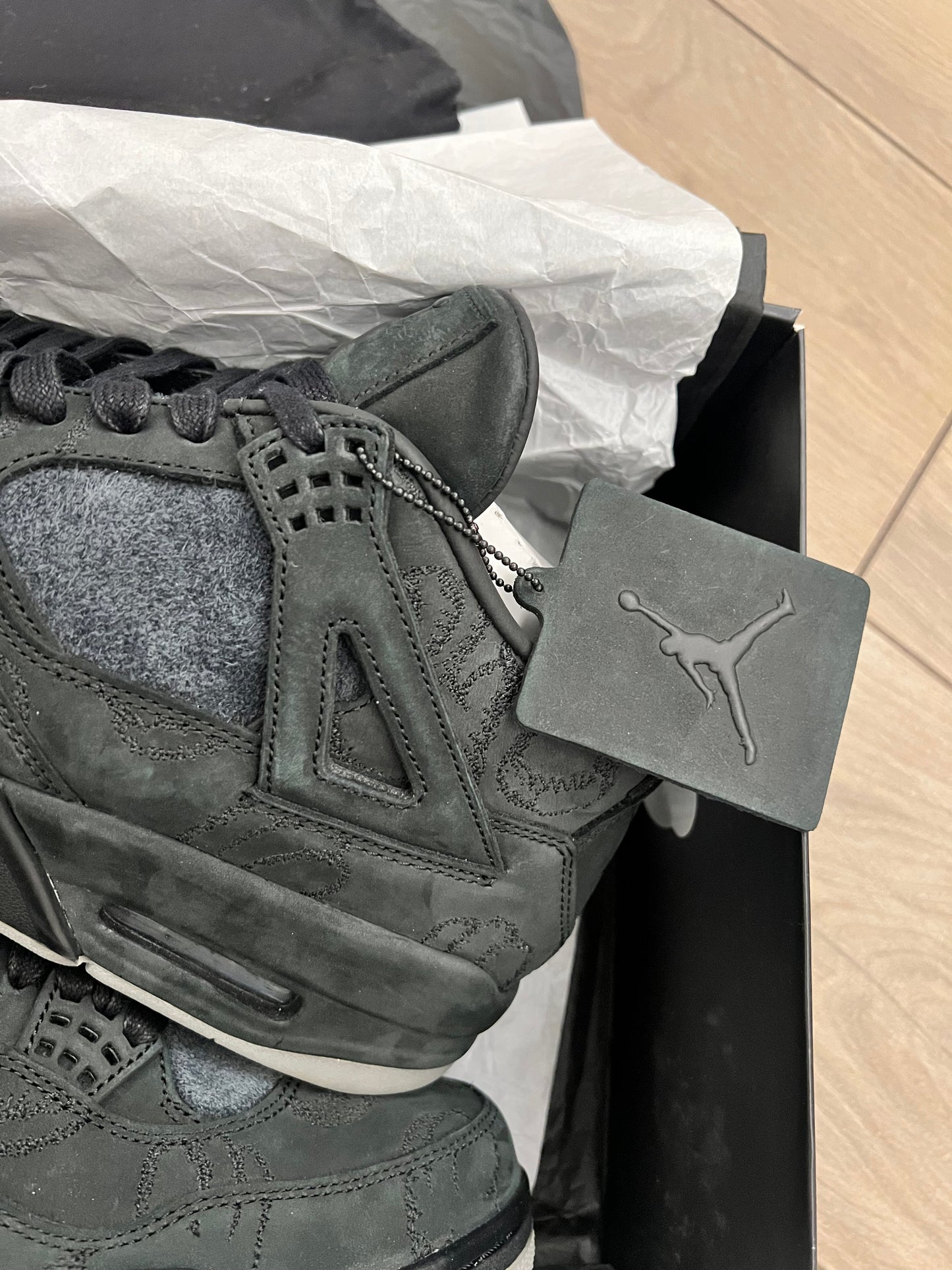 Jordan 4 Kaws Black - brand new