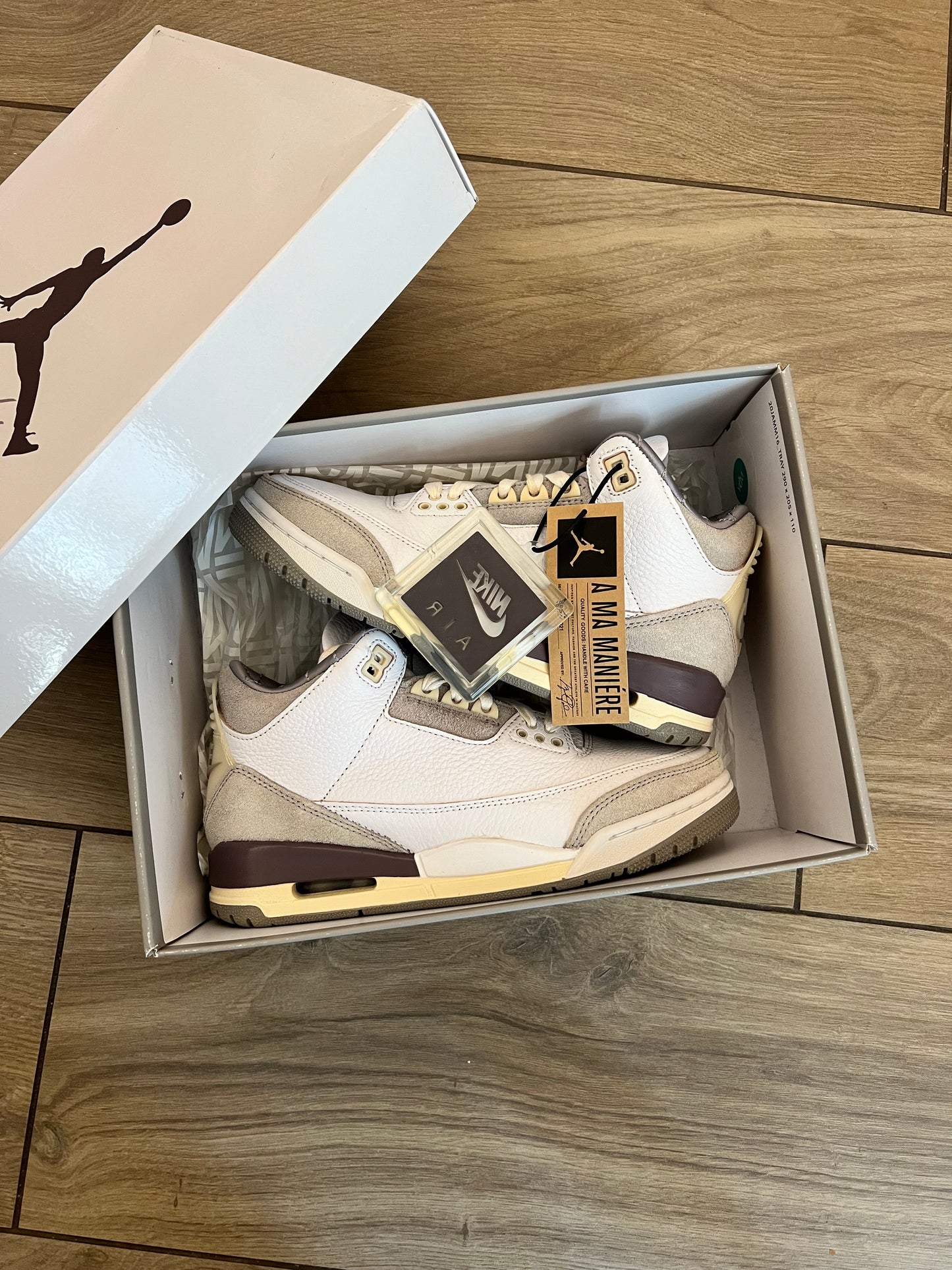 Jordan 3 A Ma Maniére - brand new
