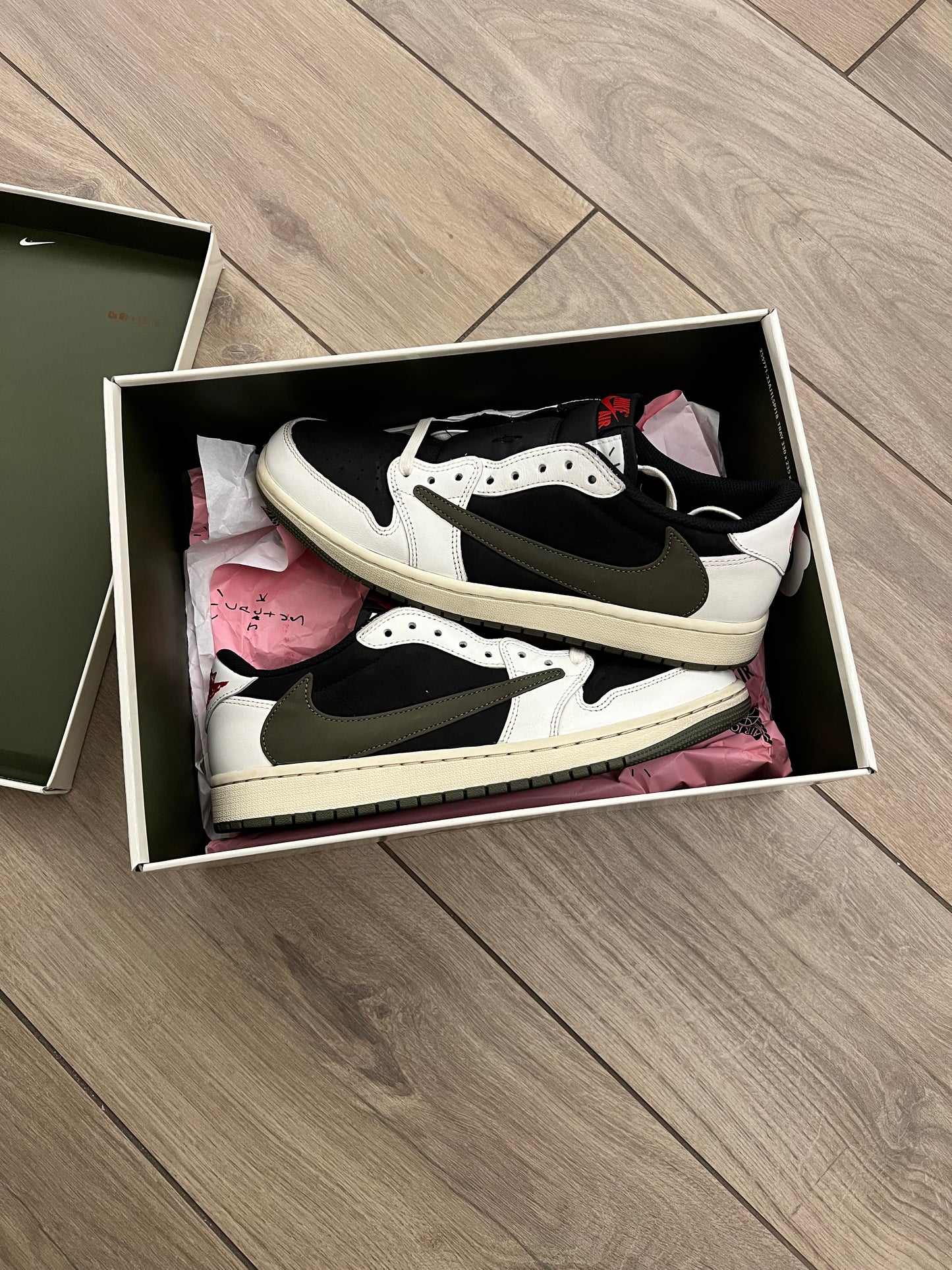 Jordan 1 Low Travis Scott Olive - taglia 43 used