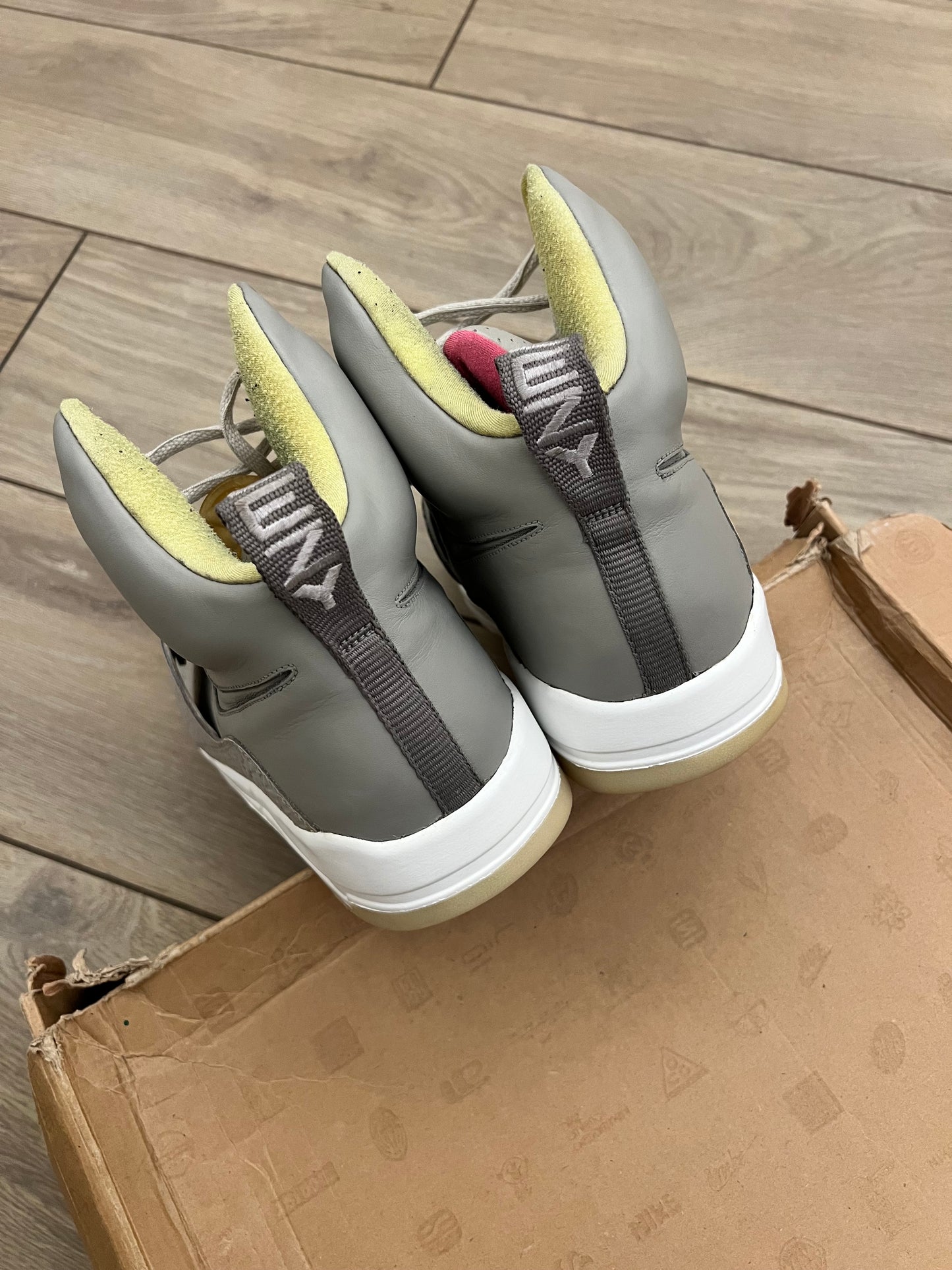 Air Yeezy Zen - taglia 45 used