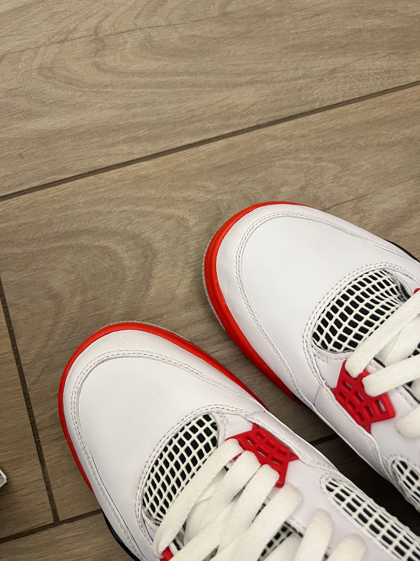 Jordan 4 Fire Red - taglia 42,5 used
