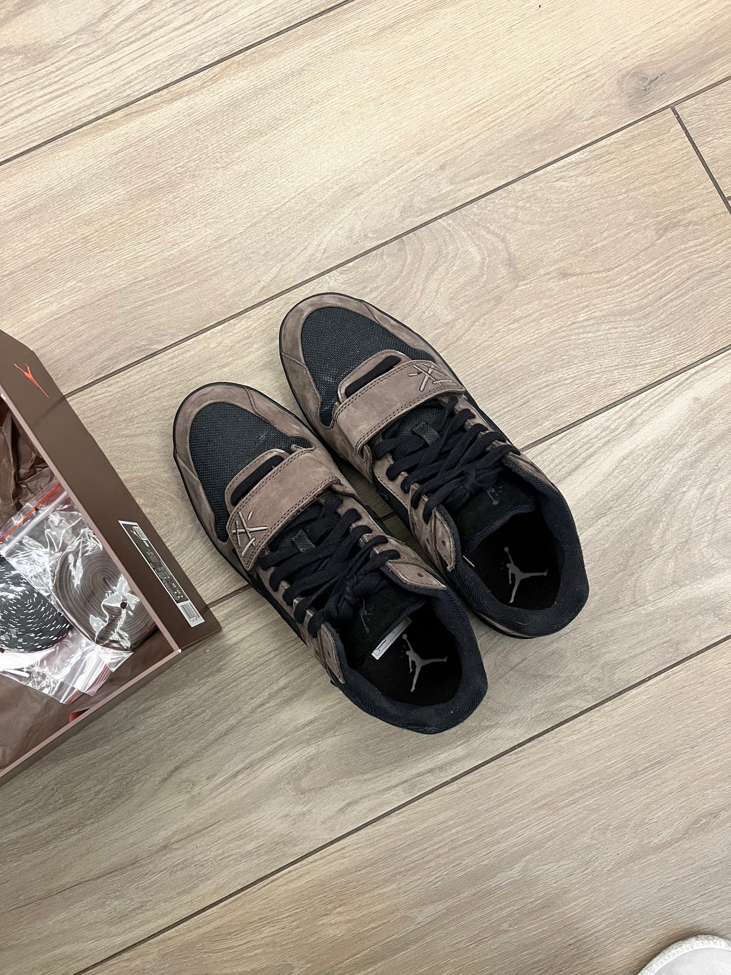 Travis Scott Jumpman Jack Dark Mocha - taglia 45 used