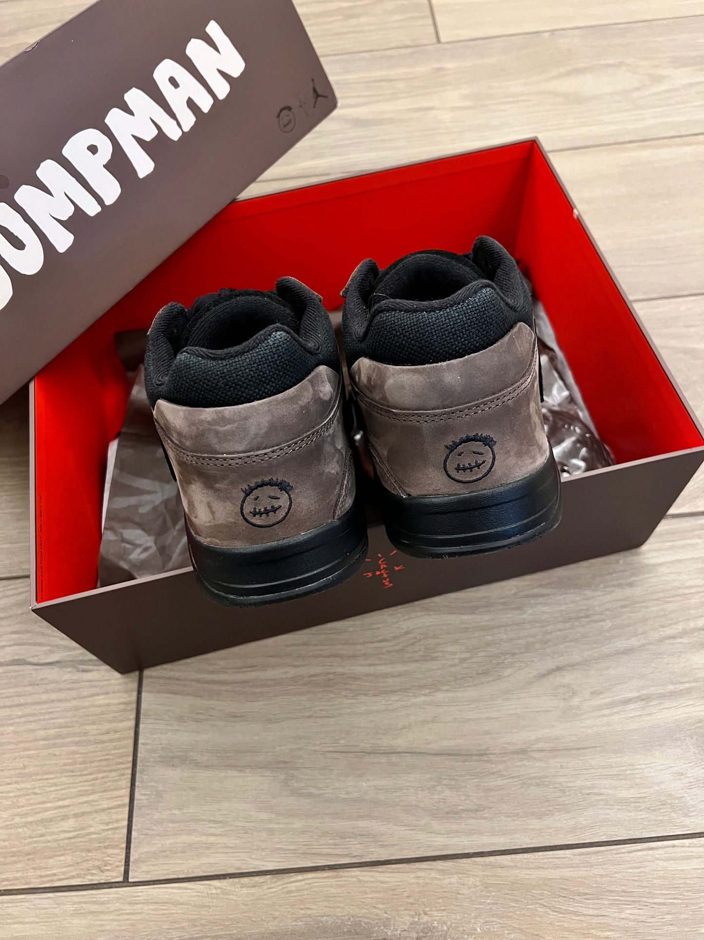 Travis Scott Jumpman Jack Dark Mocha - taglia 45 used