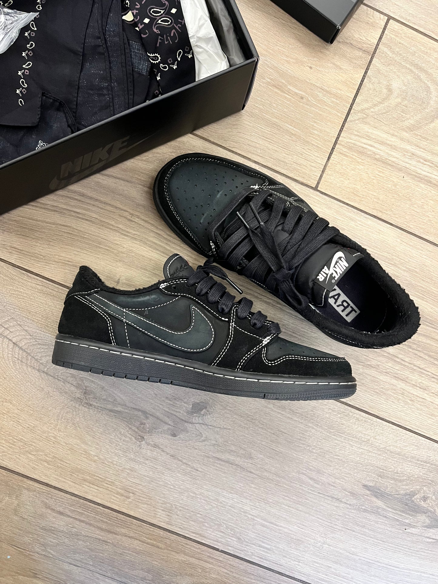 Jordan 1 Low Travis Scott Phantom Black - taglia 41 used