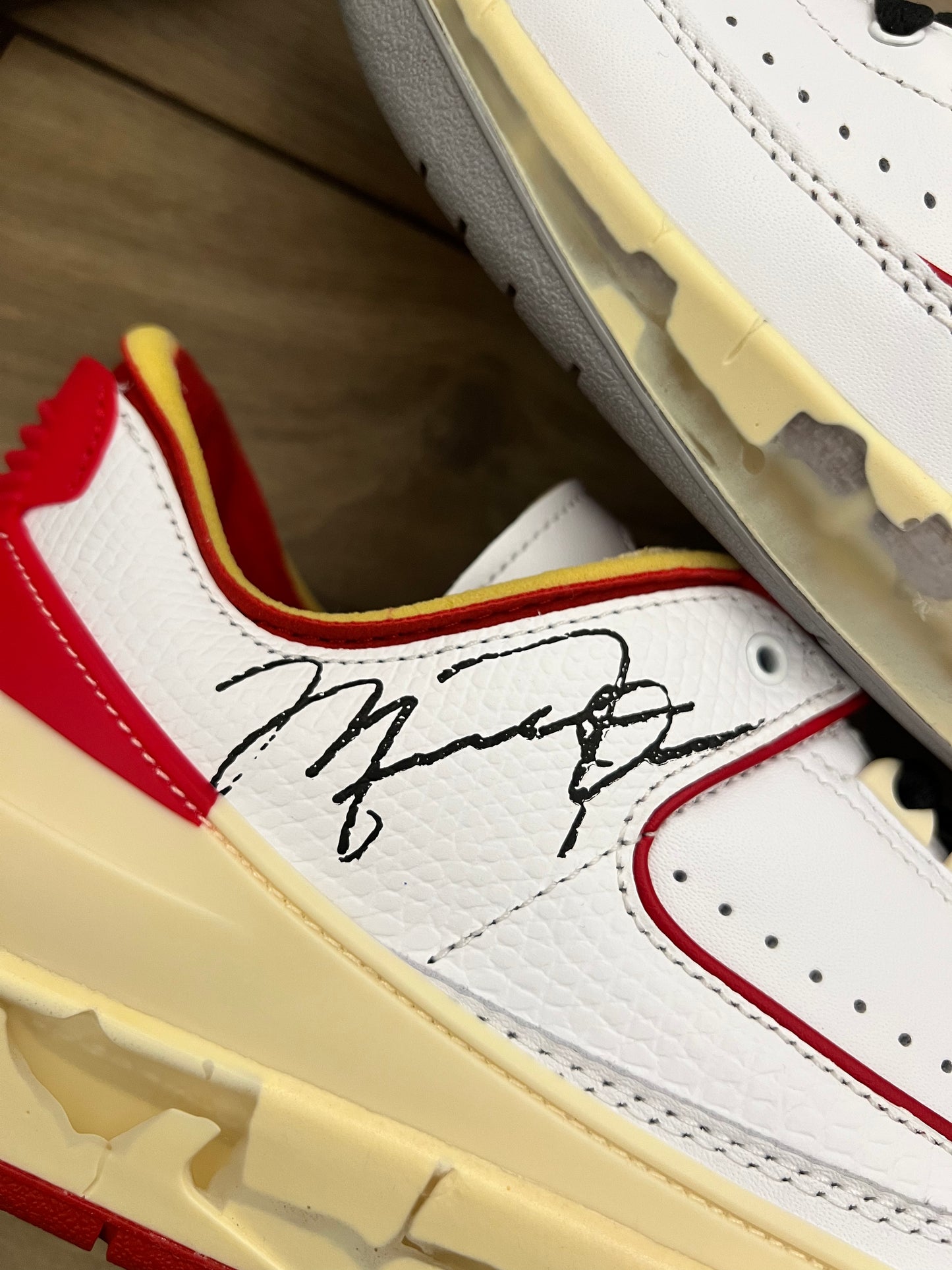 Jordan 2 Low Off White Red - brand new