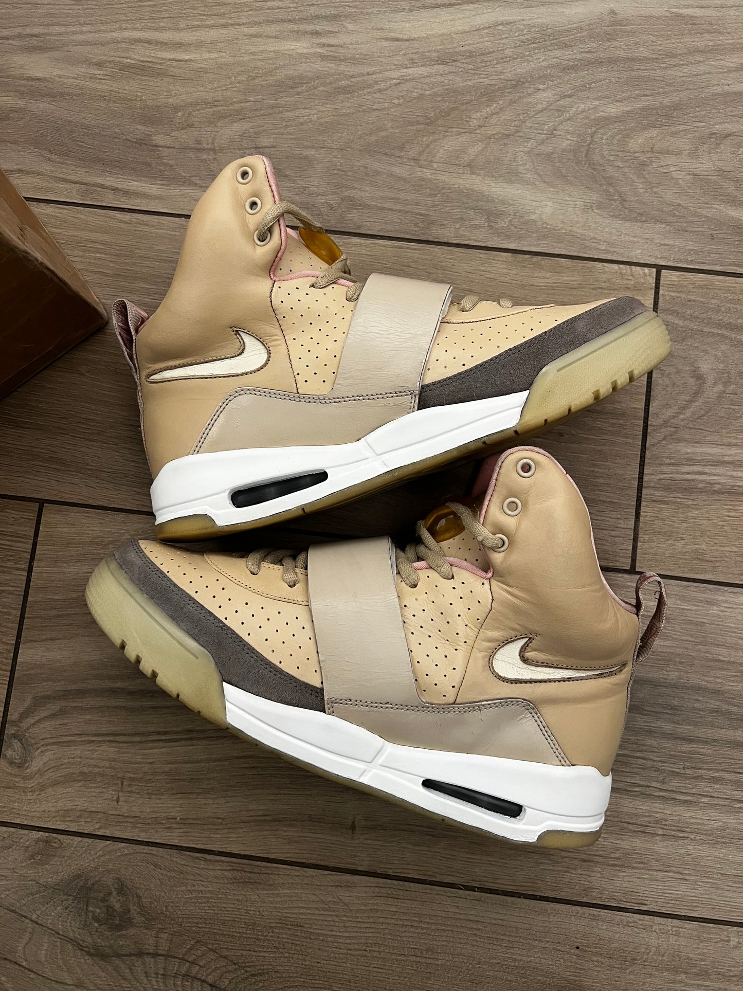 Air Yeezy Net - taglia 44,5 used