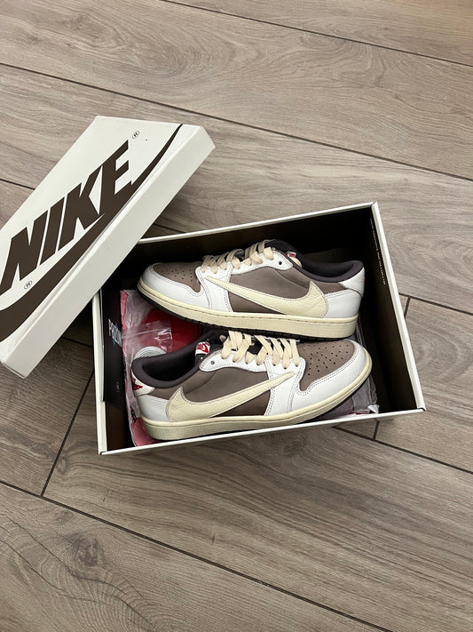 Jordan 1 Low Travis Scott Reverse Mocha - taglia 42 used