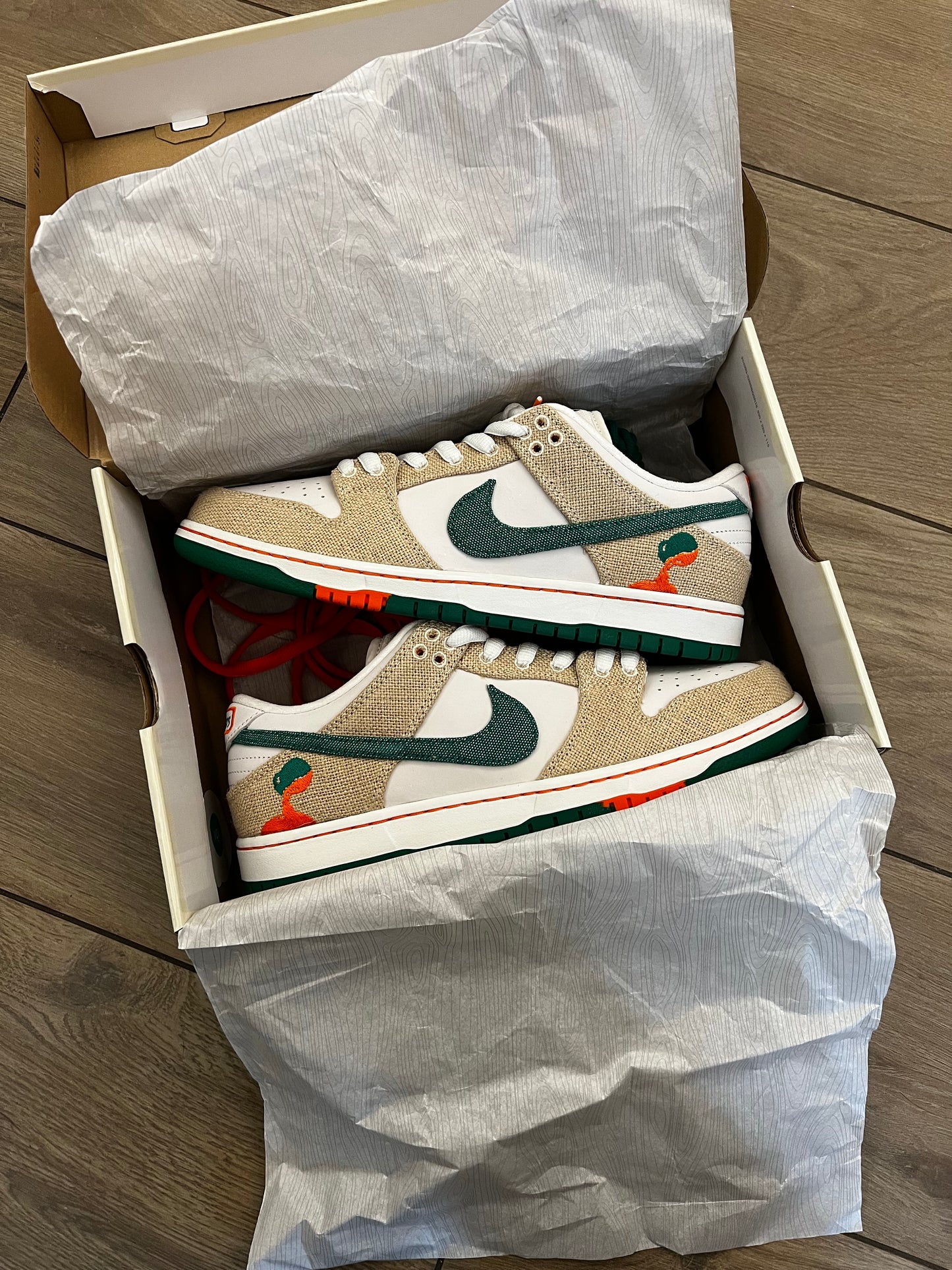 Dunk Low SB Jarritos - brand new