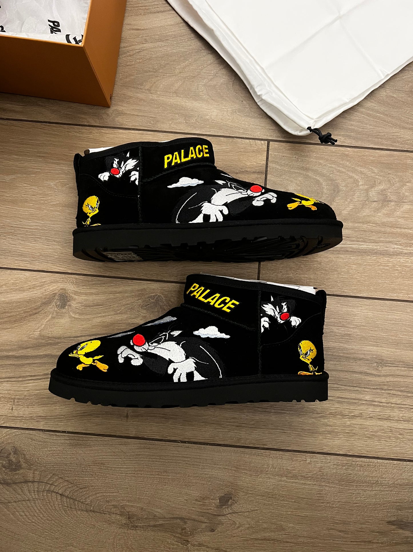 Palace x Looney Tunes x UGG Classic Ultra Mini Boot 'Black' - brand new