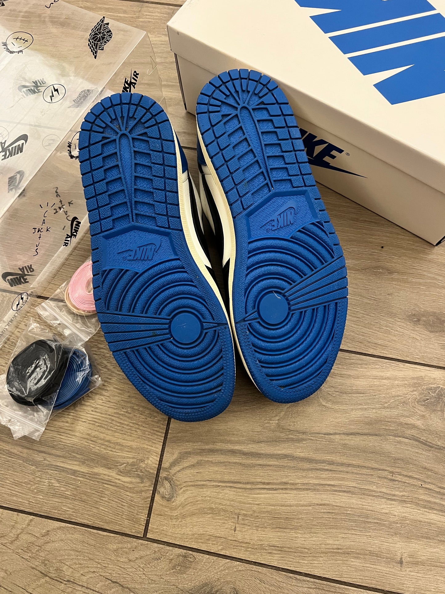 Jordan 1 Low Travis Scott Fragment - taglia 43 used