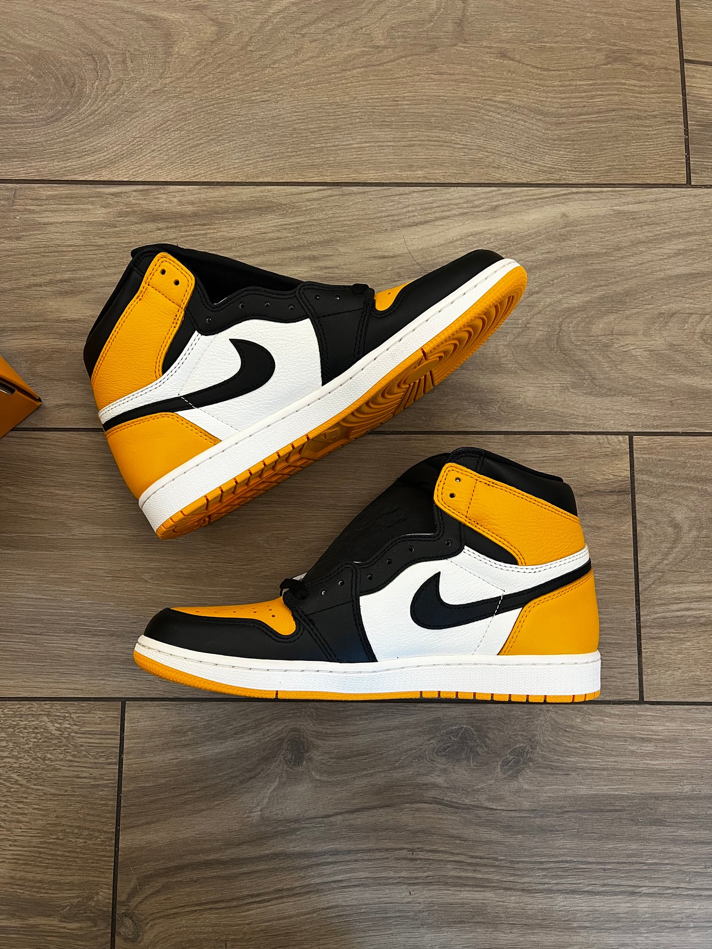 Jordan 1 High Taxi - brand new