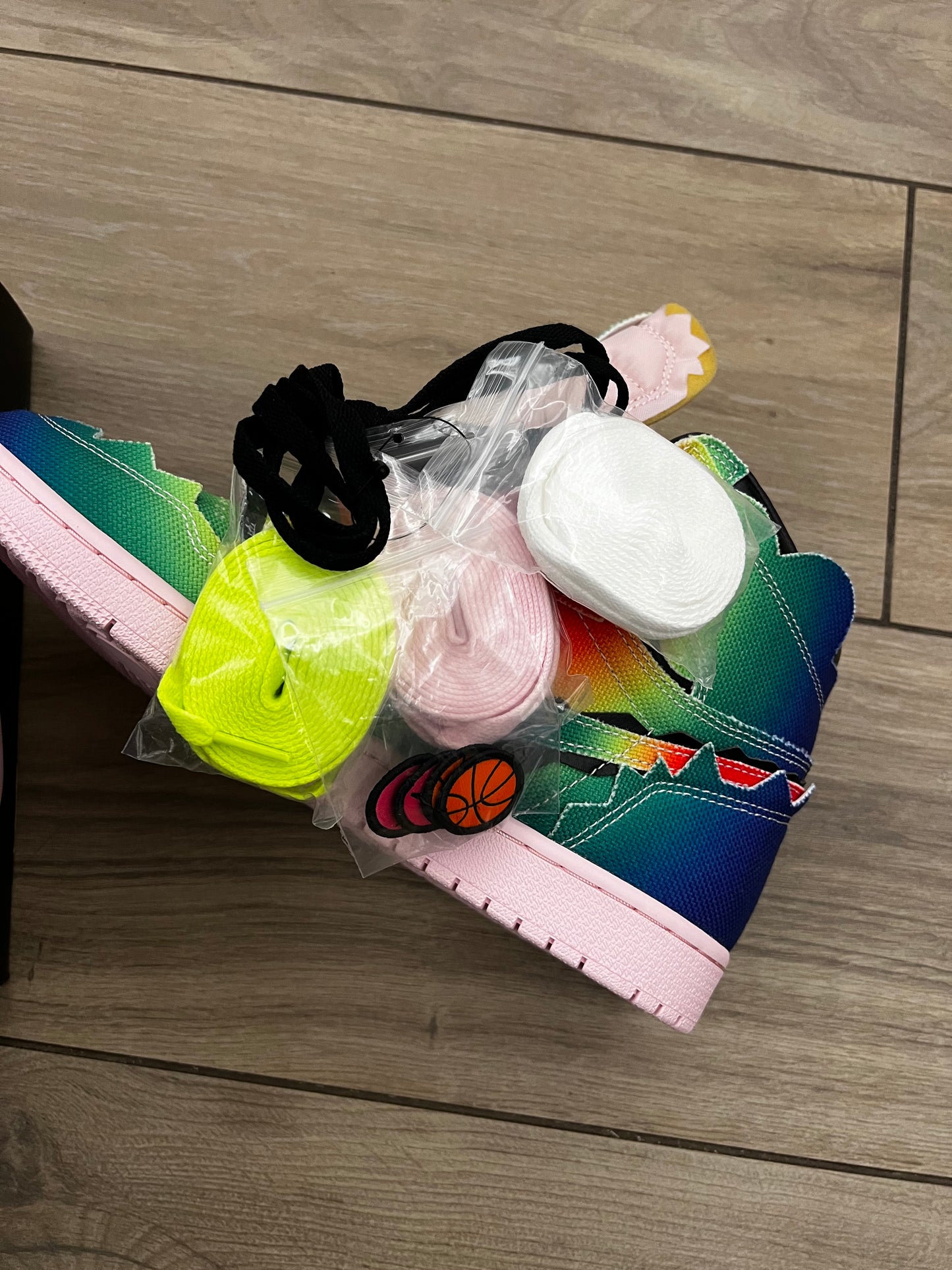 Jordan 1 High x J Balvin - brand new