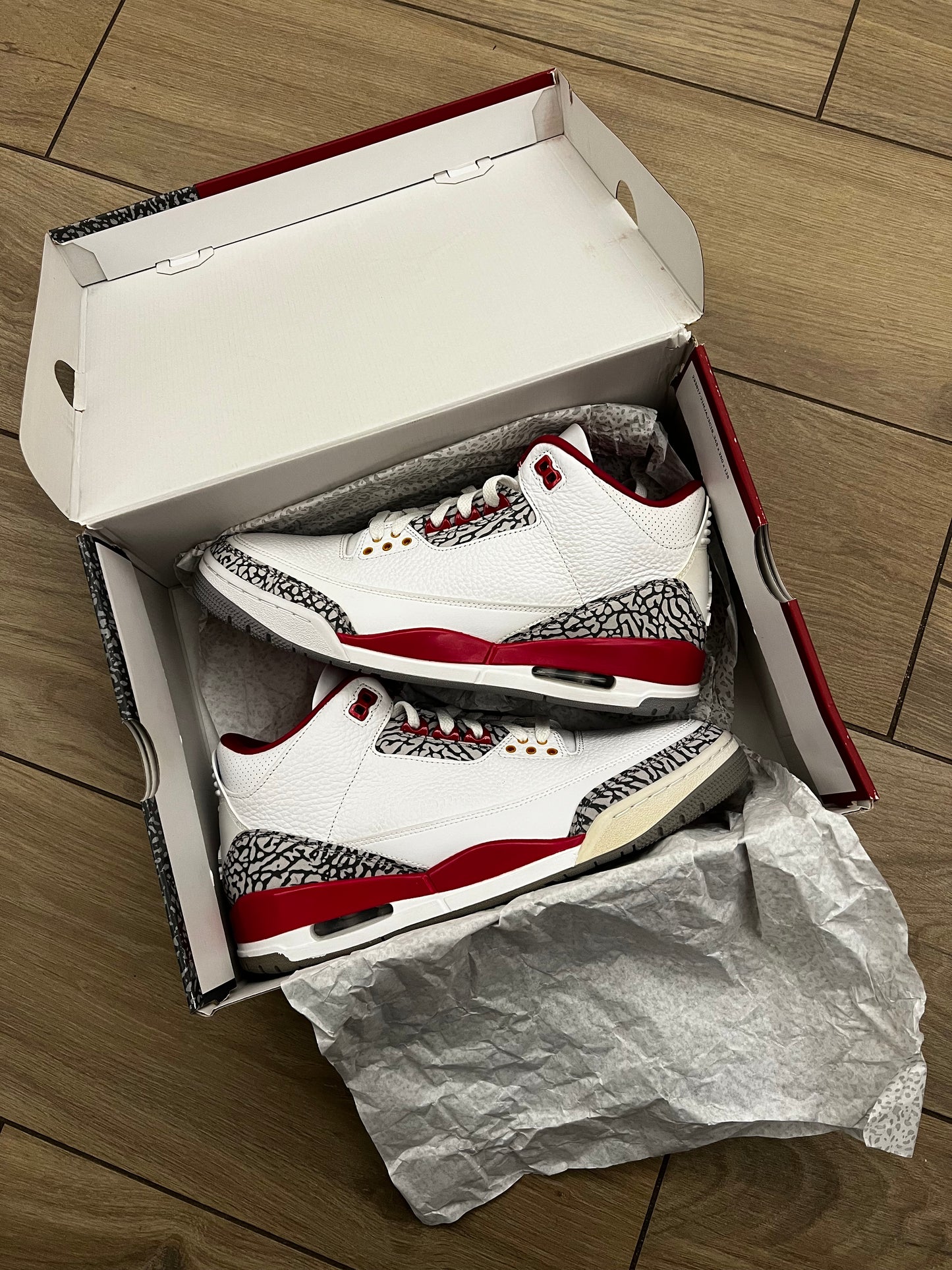 Jordan 3 ‘Cardinal Red’ - brand new