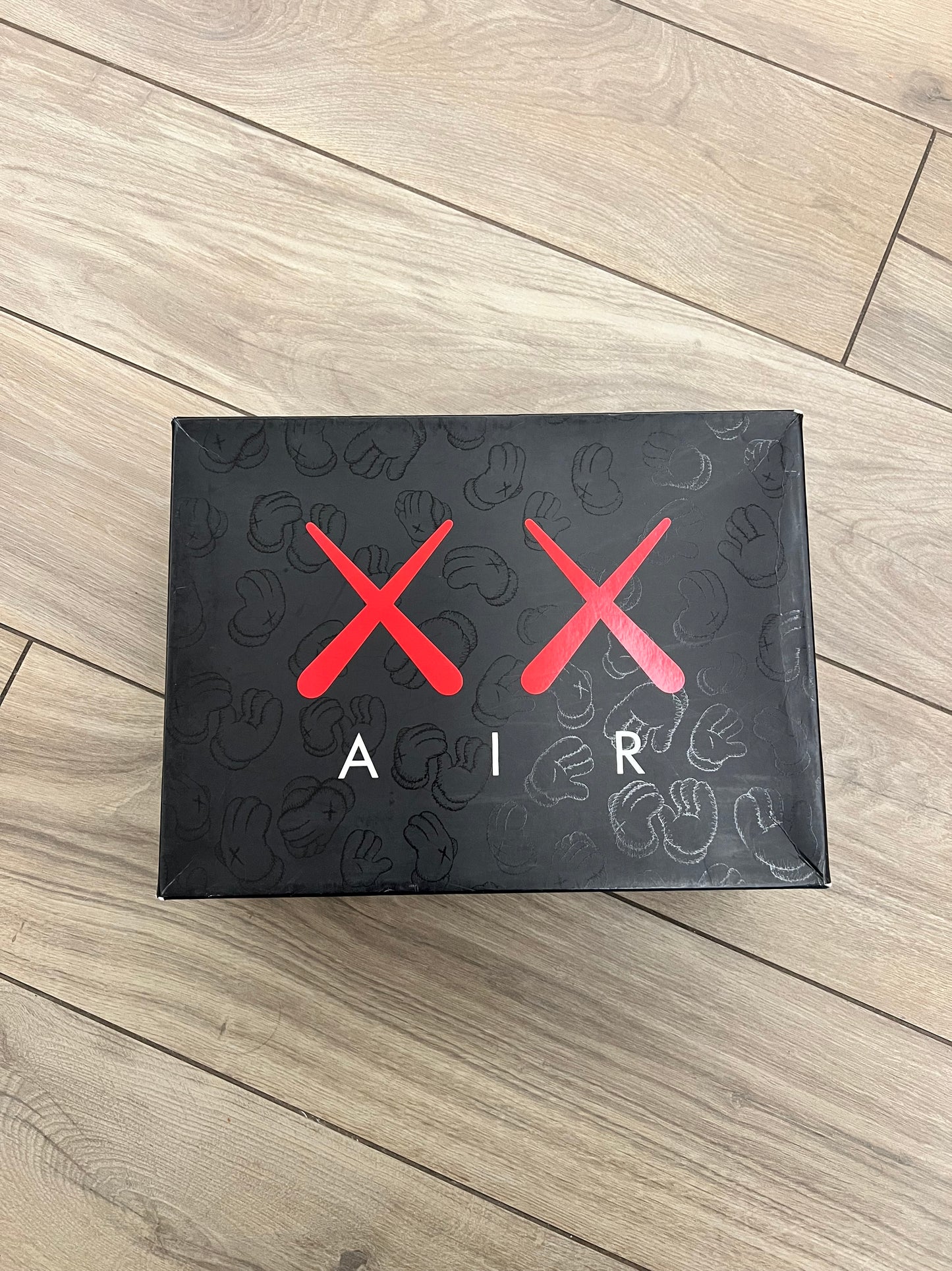 Jordan 4 Kaws Black - brand new