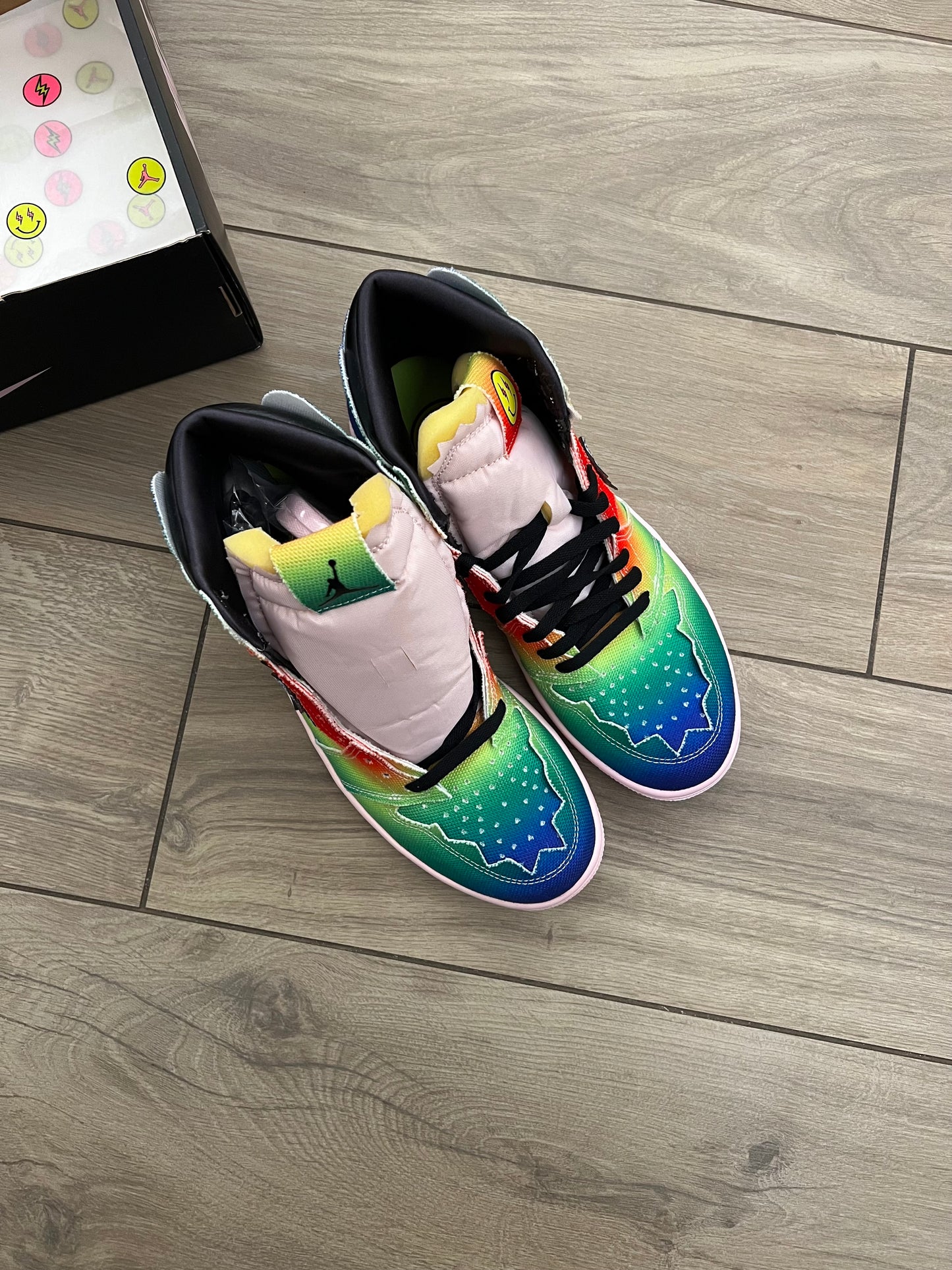 Jordan 1 High x J Balvin - brand new