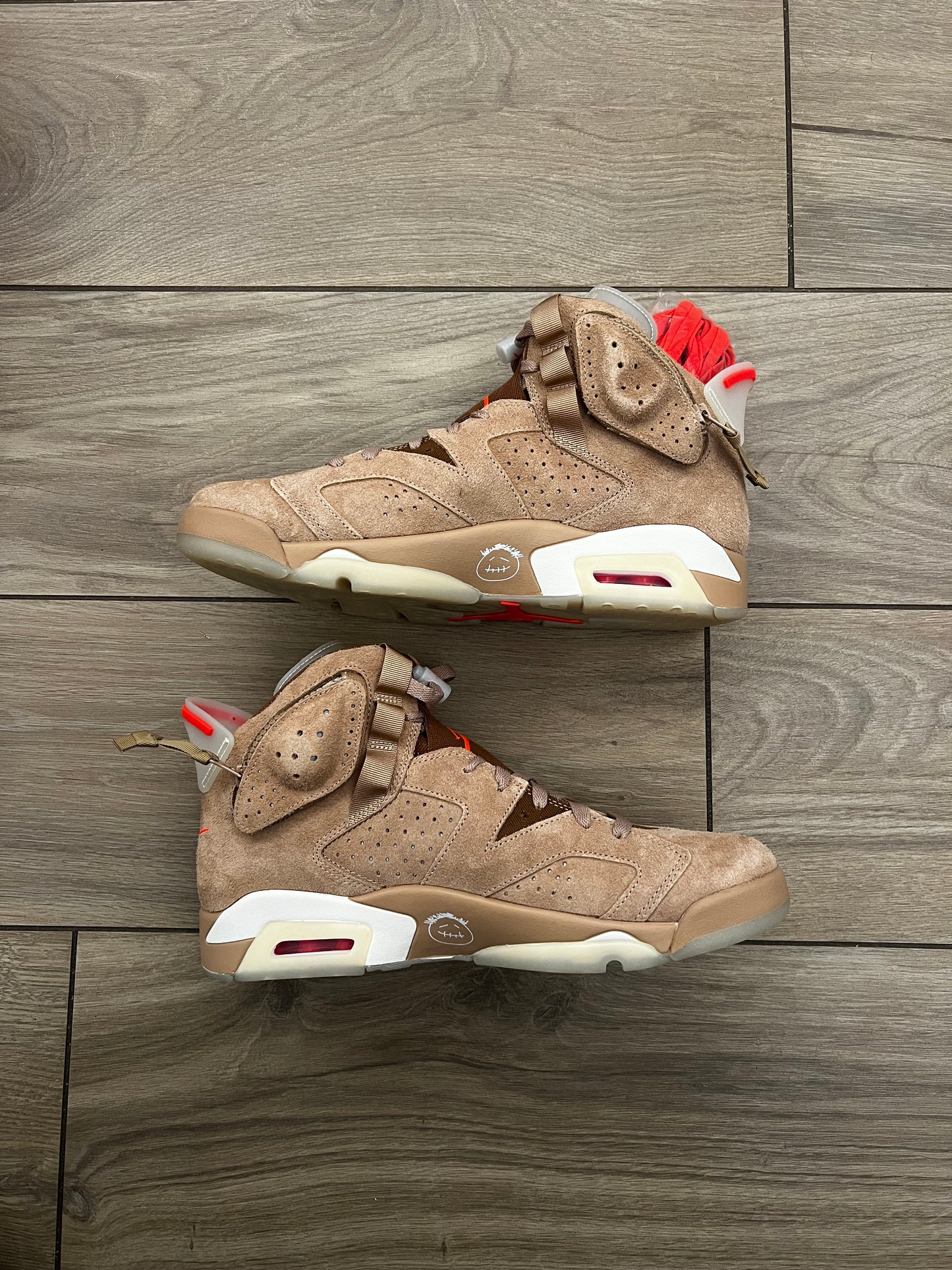 Jordan 6 Travis British Khaki - brand new