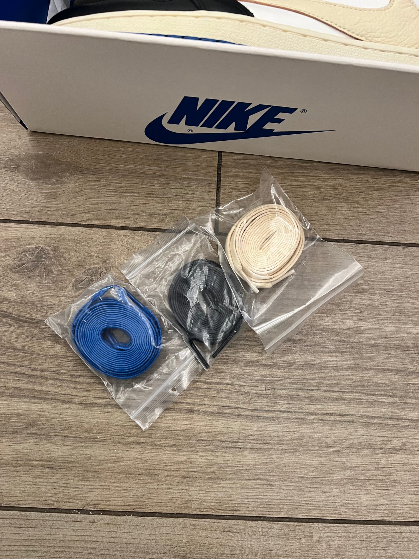 Jordan 1 Low Travis Scott Fragment - taglia 43 used