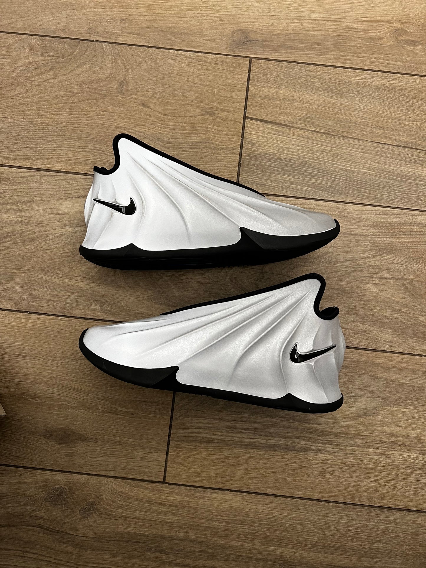 Nike GT Future “Metallic Silver” - brand new