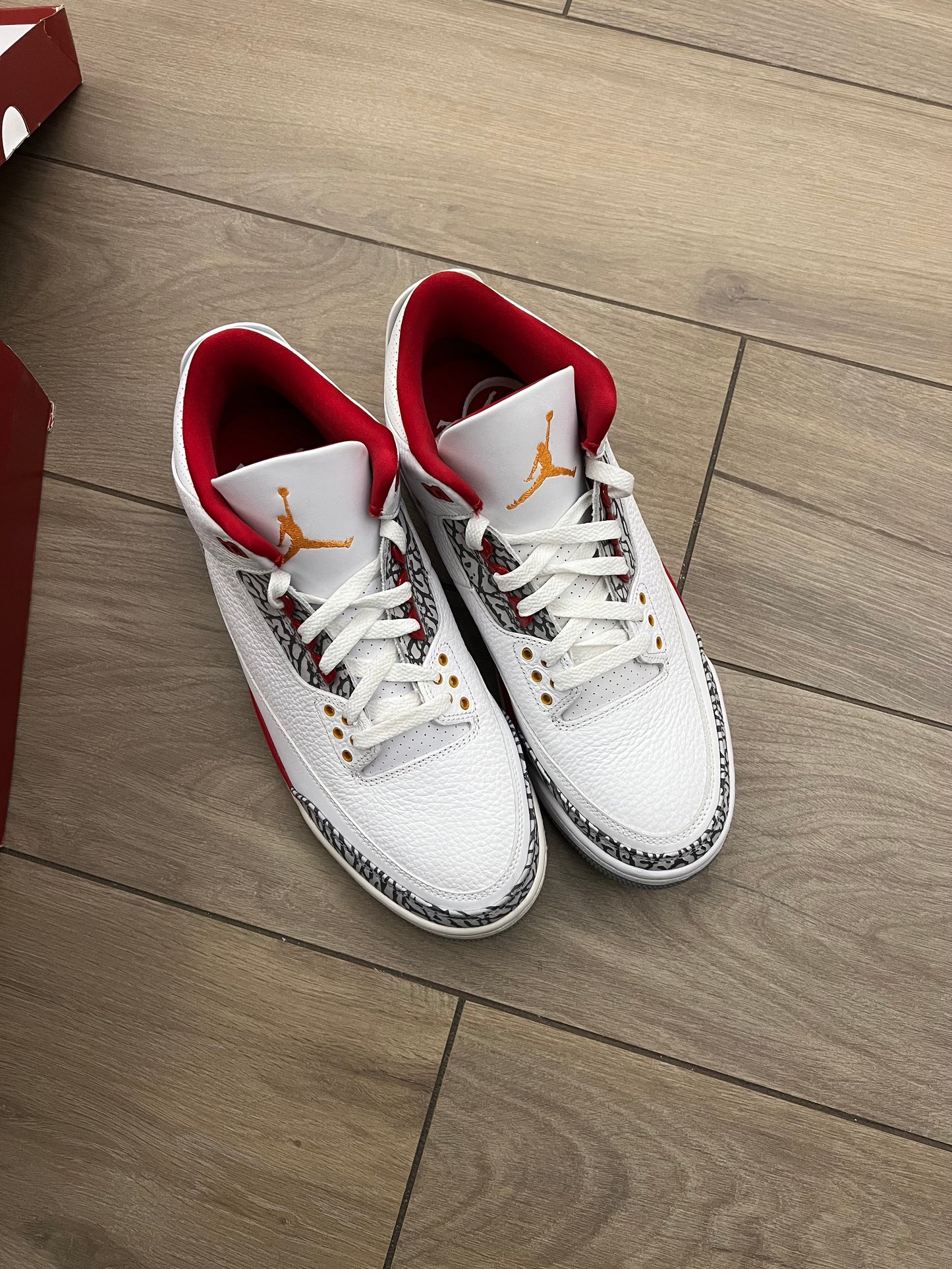 Jordan 3 ‘Cardinal Red’ - brand new