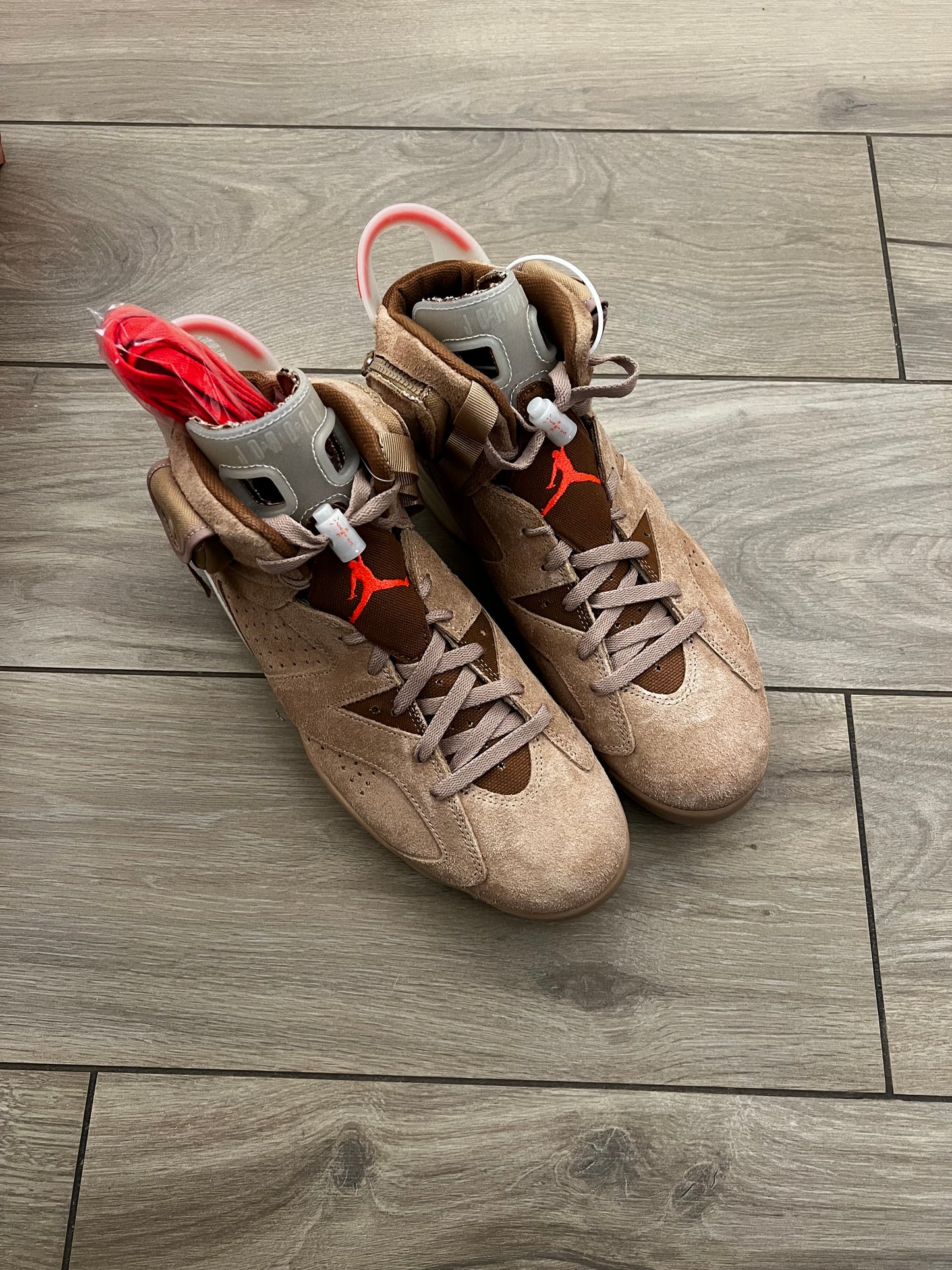 Jordan 6 Travis British Khaki - brand new