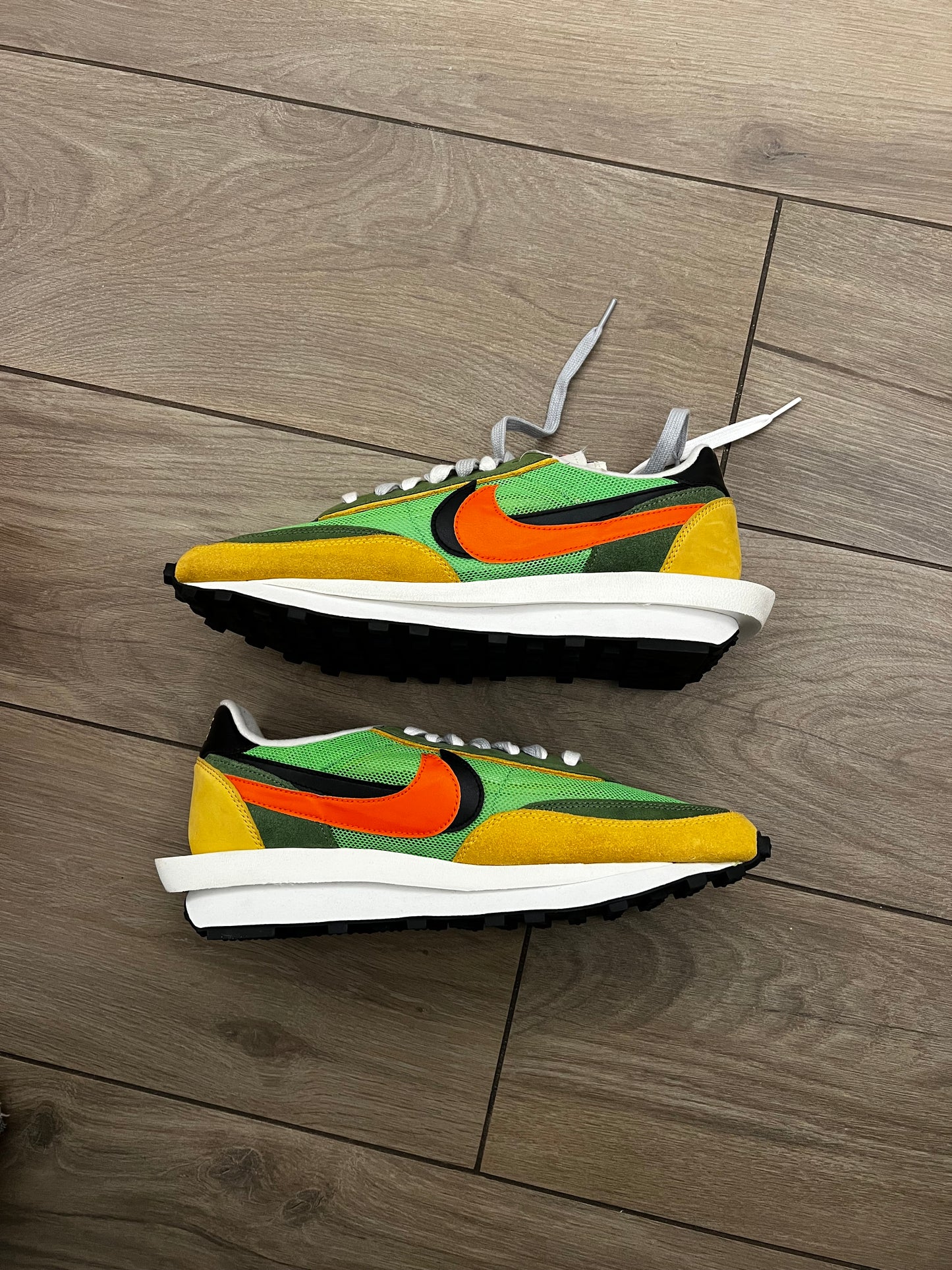 Sacai x Nike LDWaffle 'Green Gusto' - brand new