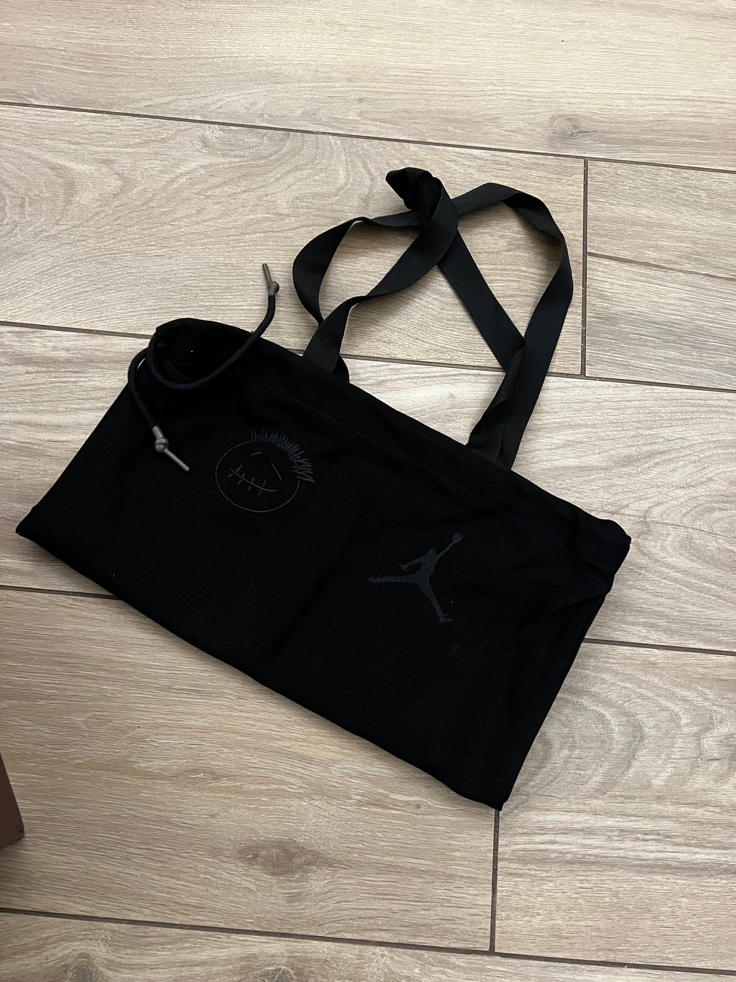 Travis Scott Jumpman Jack Dark Mocha - brand new w exclusive box