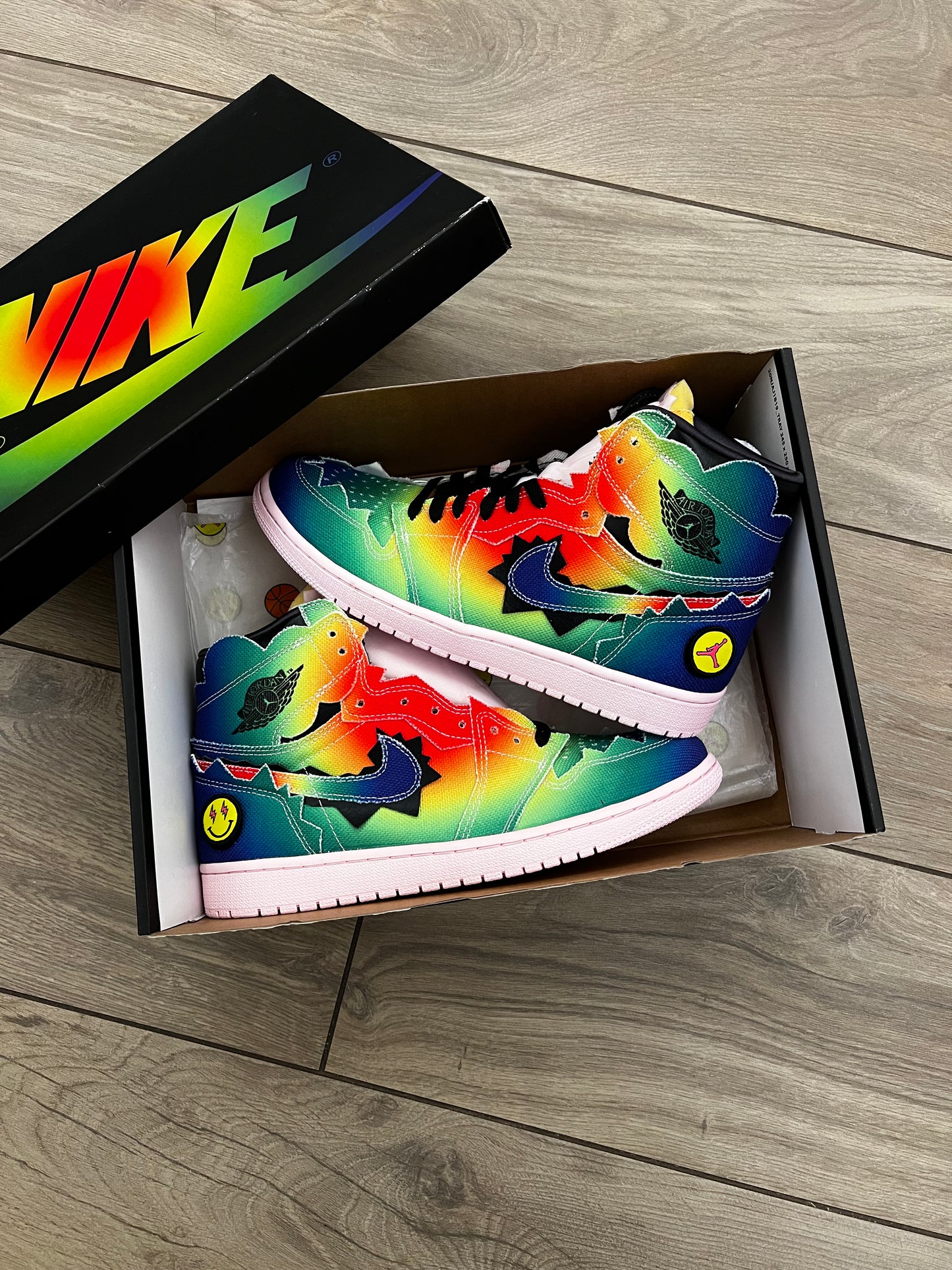 Jordan 1 High x J Balvin - brand new