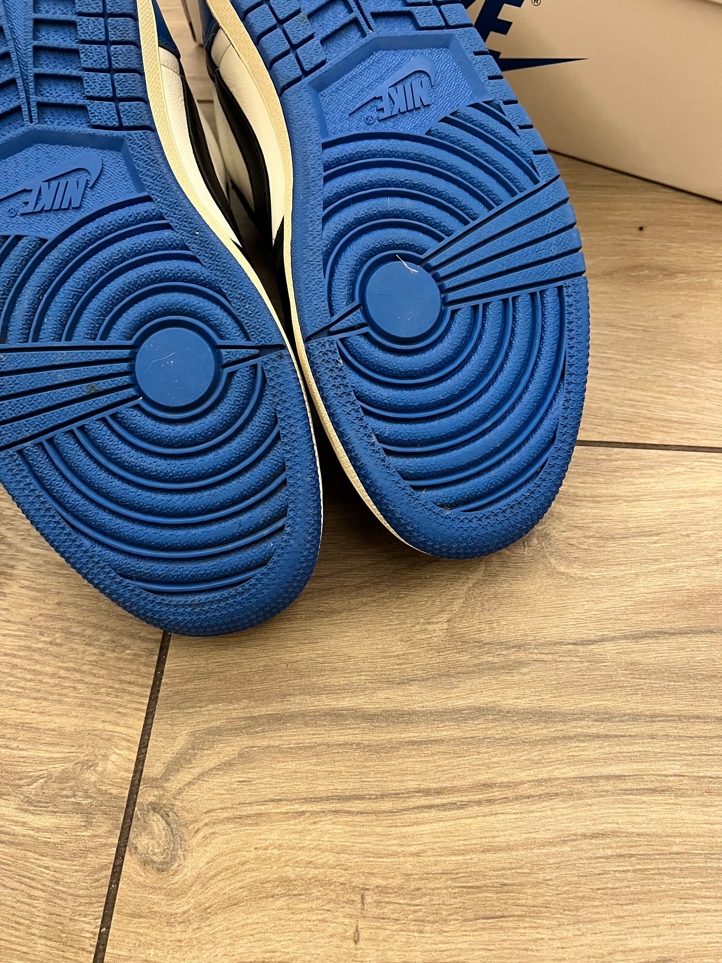 Jordan 1 Low Travis Scott Fragment - taglia 43 used