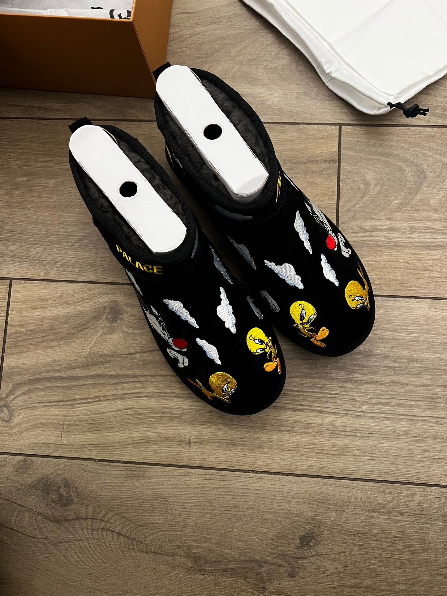 Palace x Looney Tunes x UGG Classic Ultra Mini Boot 'Black' - brand new