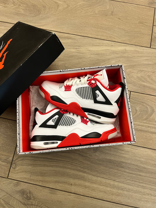 Jordan 4 Fire Red - taglia 42,5 used