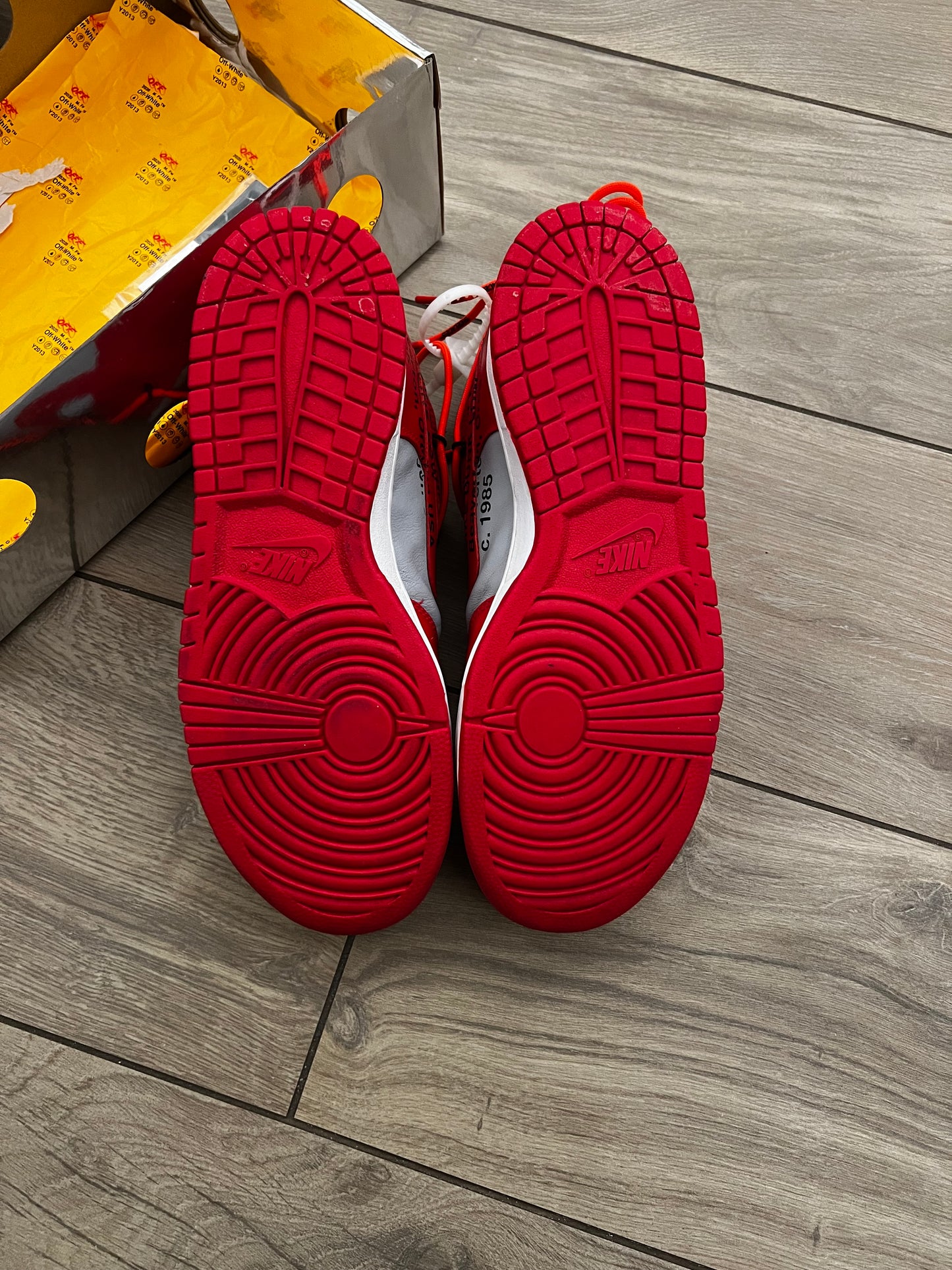 Dunk Low Off White University Red - taglia 43 used