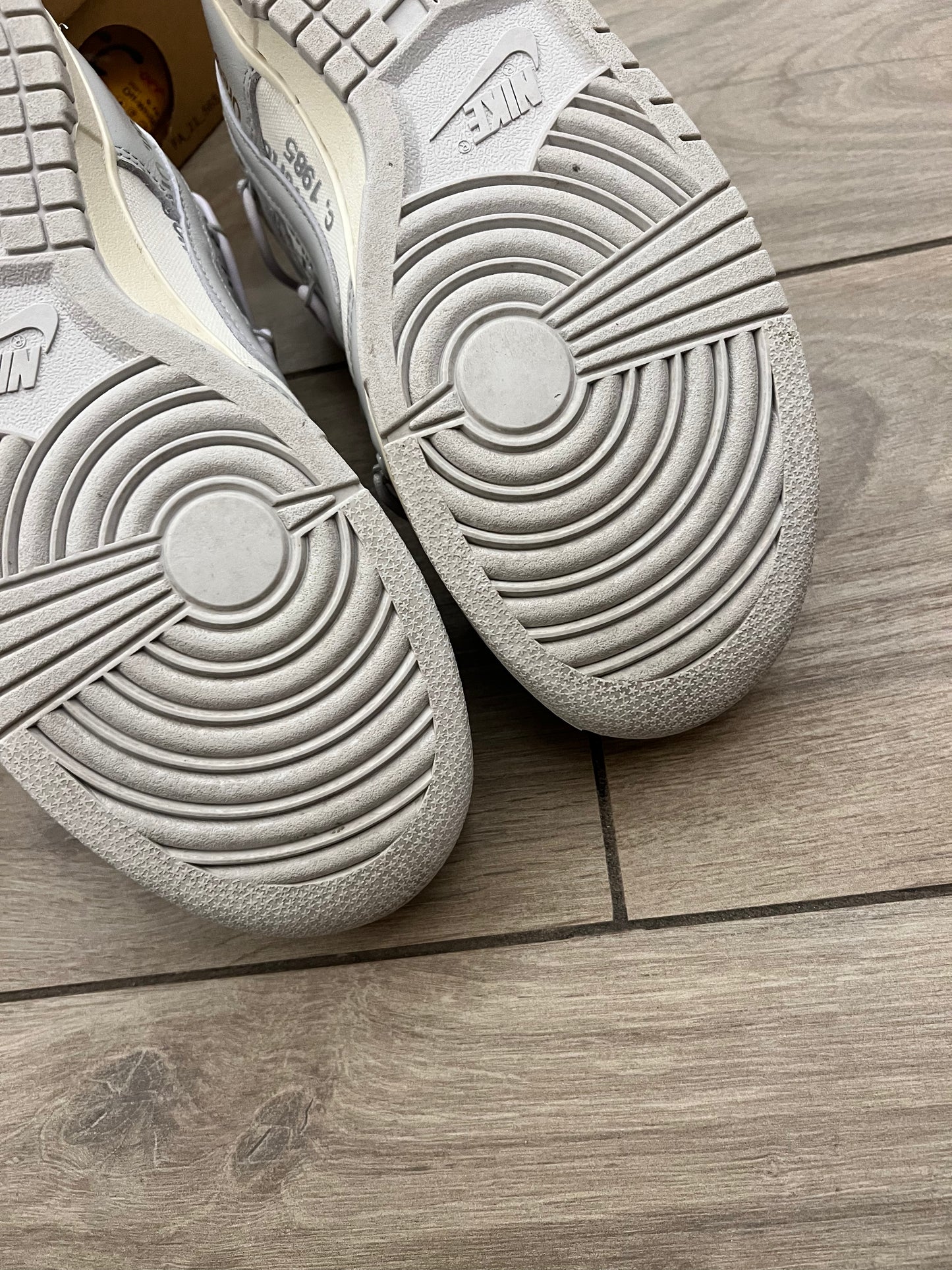 Dunk Low Off White Lot 49 - taglia 42,5 used